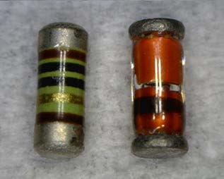 3-23 Provedení tantalového kondenzátoru Do čipových pouzder se také umísťují také LED diody, polovodičové diody a další. 3.3.7 Válcová a obdélníková pouzdra Některé součástky se umísťují do válcových, nebo obdélníkových pouzder.