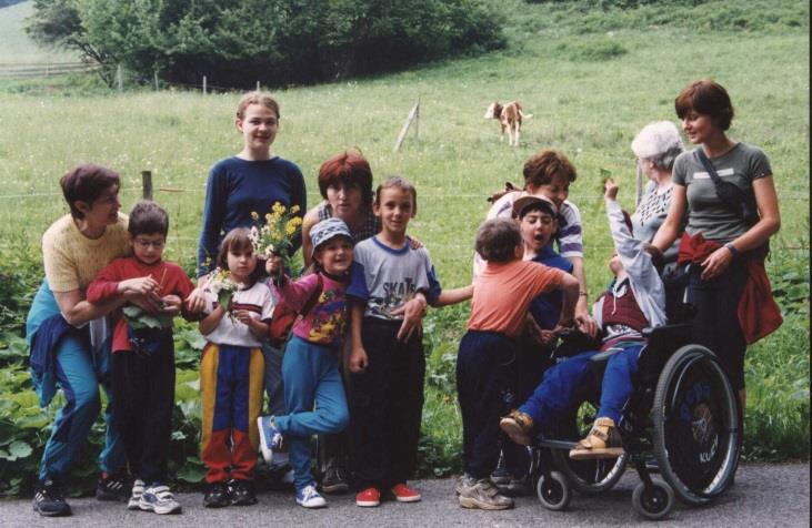 SLUŽBY SOCIÁLNÍ PÉČE Cíl: napomáhat osobám zajistit jejich fyz. a psych.