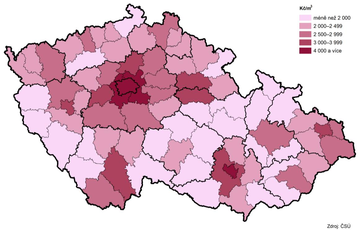 Nejvyšší intenzita dokončené bytové výstavby je nadále v centrální části kraje Počet vydaných stavebních povolení byl vyšší než v předchozím roce Labem-Stará Boleslav (5 571 bytů); zároveň i samotné