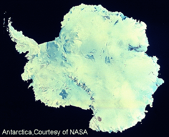 Ledovec Dle rozsahu a tvaru - kontinentální ledovce tvoří rozsáhlé až X km mocné ledovcové štíty,
