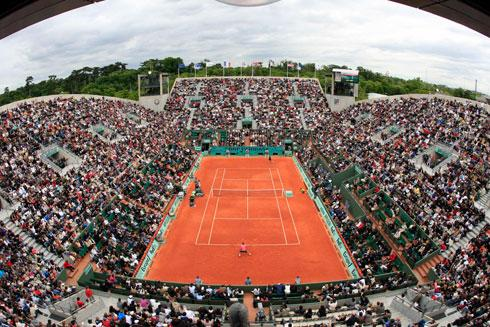 4.4.2 Frech Open Obrázek č. 2: Centrální dvorec Philippa Chatriera (Atpworldtour.com 2015: online) Mezinárodní mistrovství Francie je též známé pod názvem Roland Garros.