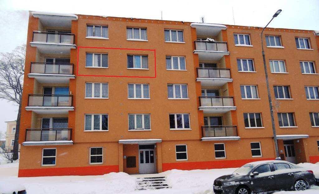 ZNALECKÝ POSUDEK O OBVYKLÉ CENĚ č. 2192/2017 Ocenění nemovitých věcí: bytová jednotka č. 834/8 zapsaná na listu vlastnictví č. 968, vymezená v budově č.p. 833 a čp. 834, byt. dům, zapsaný na LV č.