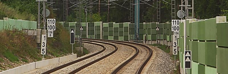 V případě umístění dvou rychlostníků typu N nad sebou platí horní rychlostník pro vozidla schopná průjezdu směrovým obloukem rychlostí V 130 (rychlostí s nedostatem převýšení 130 mm).