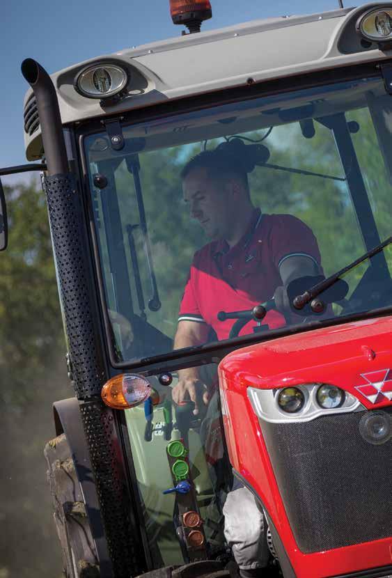 Jednoduchá údržba a dokonalý klid v mysli Vlastnit traktor Massey Ferguson ještě nikdy nebylo snazší 19 OD MASSEY FERGUSON Rychlá, snadná pravidelná údržba Právě jste tedy obdrželi váš nový traktor