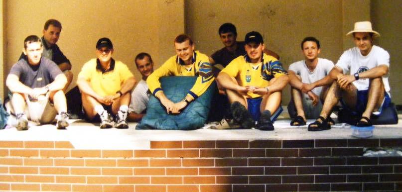 2002 Úast na tyech soutžích v seriálu extraligy, tetí místo v Misticích,