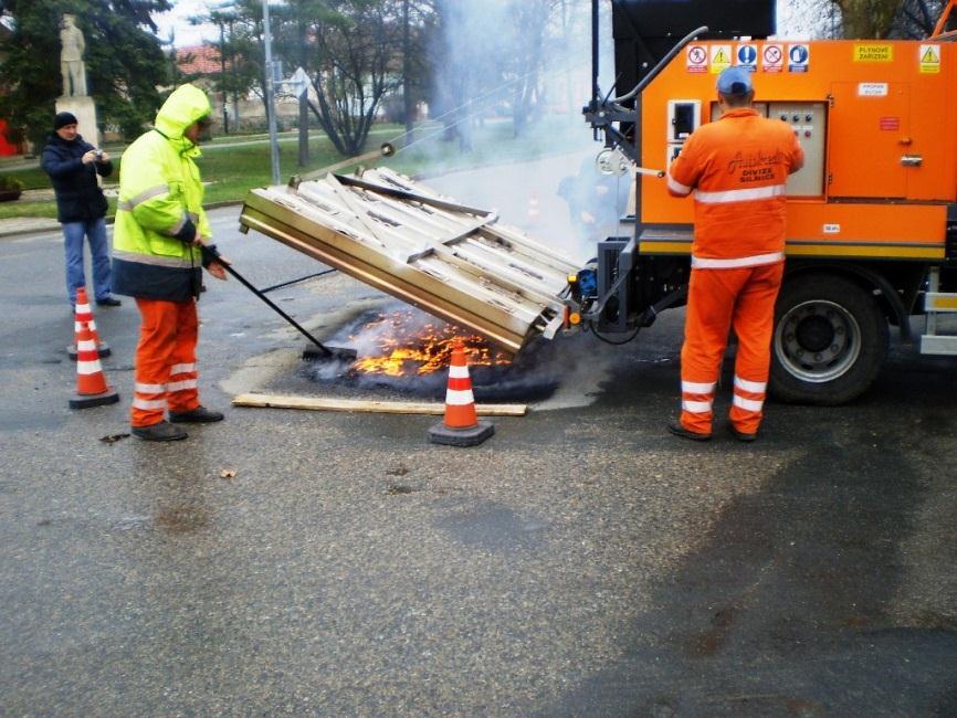 asfaltové směsi (viz obrázek 17).