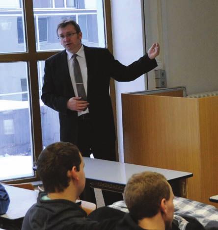 3.2.2 Nábor studentů Výše zmíněný negativní demografický trend zvyšuje významnost aktivit směřujících k náboru studentů.