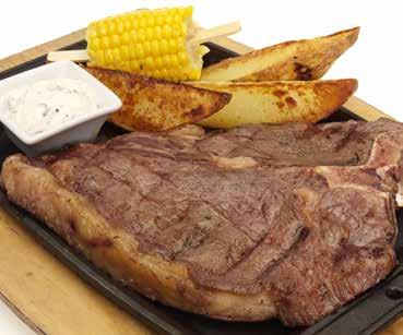 Maso Meat БЛЮДА ИЗ МЯСА Biftek z mladého býka s glazovanou cibulí, bramborovými chipsy a omáčkou ze zeleného pepře... Young bull steak with glazed onions, potato crisps and green pepper sauce.
