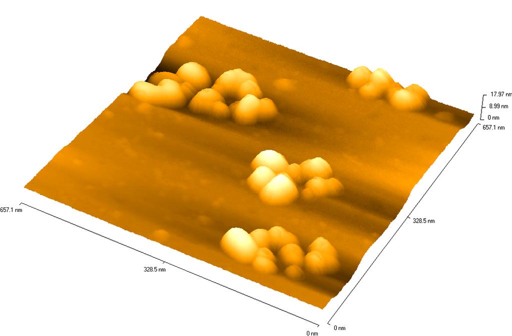 patrné z měření tloušťky grafenového plátu, jehož teoretický rozměr je 0,34 nm.