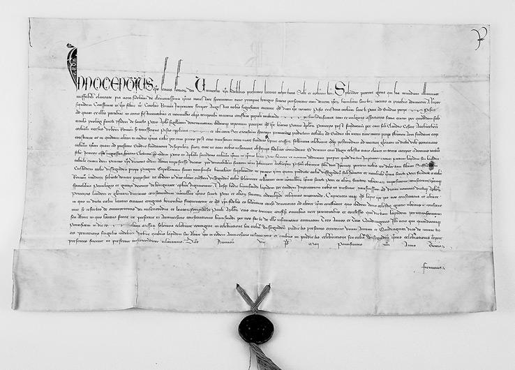 H. Soukupová - k problematice Vy ehradu Obr. 31: Listina pisánského arcibiskupa Jana vydaná 22. února 1355 v Pise, Národní archiv, Archiv kolegiátní kapituly vyšehradské, i. č. 216 (foto H.