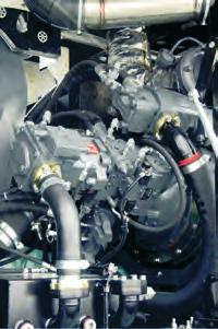 B175 TECHNICAL SPECIFICATIONS TECHNICKÉ SPECIFIKACE PERFORMANCE AND PRODUCTIVITY VÝKON A PRODUKTIVITA FULL LOAD SENSING TECHNOLOGY TECHNOLOGIE FULL LOAD SENSING The Smart Power Management (SPM) is an