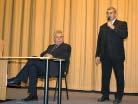 v přednáškové aule situované v prostorách bývalého kina Vesmír přednášku na téma Alternativní scénář ekonomické reformy.