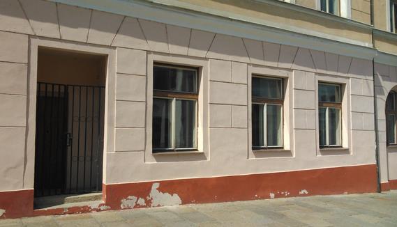 VELKÉ NÁMĚSTÍ čp. 1 PRO umístění TIC na Velkém náměstí čp. 1 poloha na Velkém náměstí PROTI umístění TIC na Velkém náměstí čp.