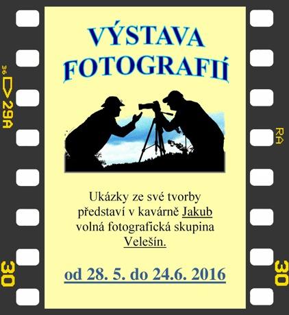 Navtívily 3D kino a pak si pohrály na høiti a prohlíely dinosaury jak se hýbou, dýchají, mrkají a také jak se ozývají. Byli jsme vichni tak utahaní, e jsme rádi usedli do vlaku domù. P.S.