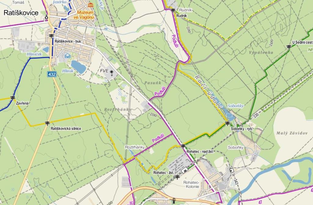 Komunikační napojení Areál je napojen na komunikaci III/4258 dvěmi sjezdy.