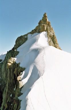 stranu skalní notně jsou Pokud pro zlehčenou jehla masivu ale tento místo Dent výstup Mont fixnímy du k vrcholu Blanc. Geant.