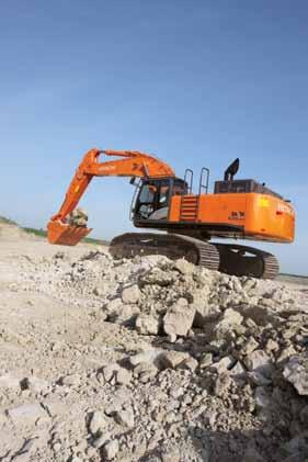 Dvojité palivové filtry a předfiltry jsou standardní výbavou nového ZAXIS 470 a společně s odlučovačem vody pomáhají minimalizovat problémy s palivovým systémem.