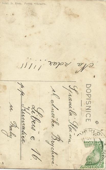 Stalo se a já získal dvě historické dopisnice s motivy neveklovského náměstí z počátku dvacátého století.