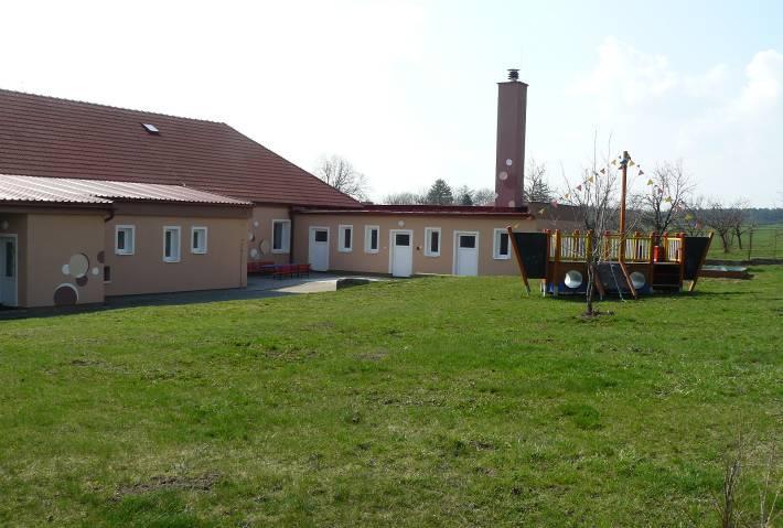 do obce Březské