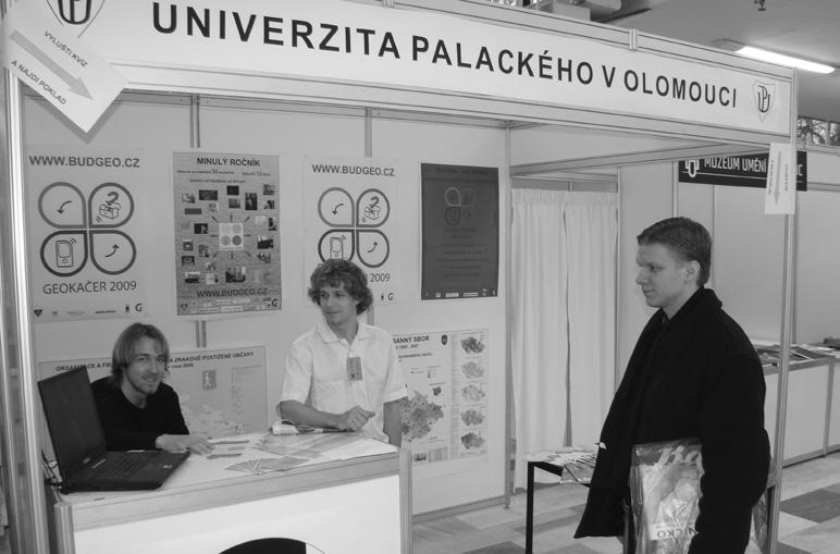 Věda a výzkum v oboru geoinformatiky a kartografie je druhým hlavním posláním katedry geoinformatiky.