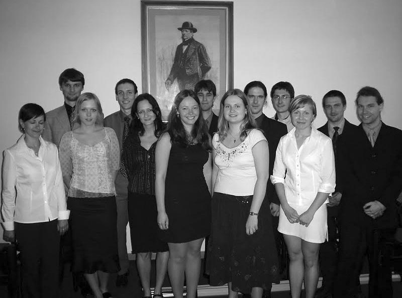 ším studentům ocenění Cena roku. Nominace i konečné rozhodnutí o udělení ceny probíhá každoročně na zasedání katedry geoinformatiky v září. Doposud bylo uděleno 38 těchto ocenění.