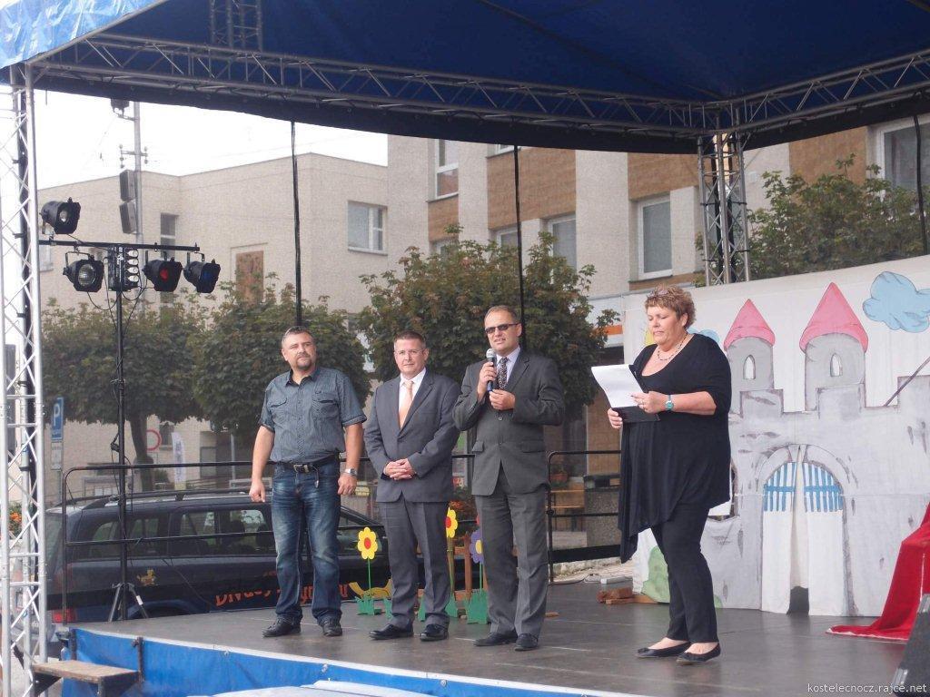 Delegace partnerského města Zeulenroda Triebes z Německa na multižánrovém hudebním festivalu 2014 13. září 2014 přivítalo město na již 12. ročníku kosteleckého posvícení vzácnou návštěvu.