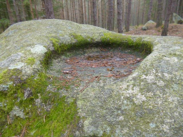 Fotografie 8: Skalní mísa č.