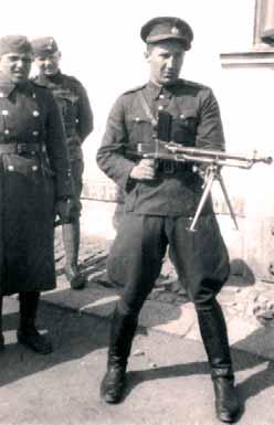Sergěj Ingr požadoval již v listopadu 1932, aby podle hrubého propočtu bylo postupně postaveno až 21 pozorovacích, 8 zvědných, 21 stíhacích a 6 bombardovacích letek, celkem tedy 56 letek bojového