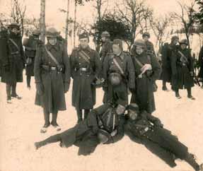 oddělení Hlavního štábu 25. ledna 1937. Beneš se kromě jiného zajímal také o vliv výstavby pevnostního systému na organizaci československé armády.