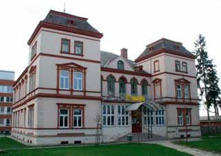 3 Základní umělecká škola PhDr. Zbyňka Mrkose, Brno, Došlíkova 48 Došlíkova 48, 636 00, Brno www.zus-brno.cz Gymnázium, Brno, Elgartova 3 Elgartova 3, 614 00, Brno www.gymelg.