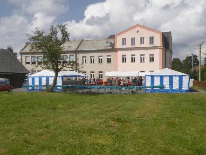 Výstava drobn éh o zvířectva Strana 2 Ve dnech 1 1.-1 2. 8. se uskutečnila výstava drobného zvířectva, kterou uspořádala Základní organizace Českého svazu chovatelů z Bělé pod Pradědem.