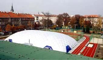 Martínek) Granec, Šťastný, Kosejk, Bednář, Suchánek Veselý, Bahník, Brychta, Vichr, Jelínek, Teichman, Vacík, Junek, Janeček, Volkov Areál bude sloužit nejen potřebám tělocvičné jednoty, ale též