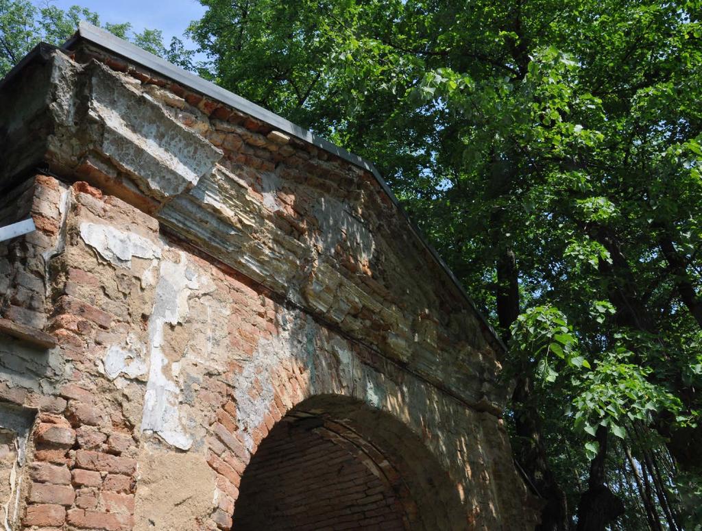 Kaple sv. Anny v Pelhřimovech Kaple sv. Anny patřila původně k zámku Pelhřimovy / Pielgrzymów, stojícímu dnes v polské části obce. V 17.