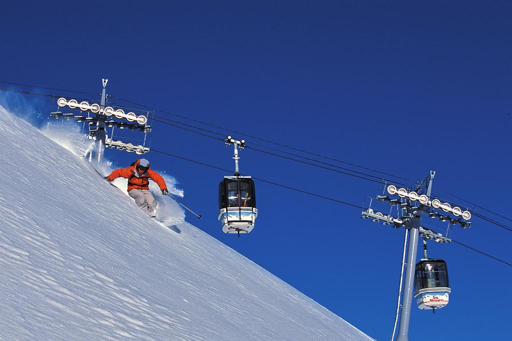 Středisko Méribel je pro svou polohu nazýváno srdcem Tří údolí a je právě proto ideálním výchozím bodem pro lyžování v oblasti Les Menuires, Val Thorens, Courchevel,.
