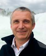 Na přednášce byl přítomný i nově zvolený prezident Apimondie Phillip McCabe. Ten ostatně plánuje IMYB více zaštítit pod Apimondií.