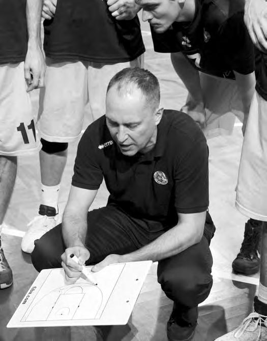 etr Czudek: Musíme začít vyhrávat venku, je to o nás Letošní sezona basketbalové Kooperativa NBL zatím nevychází opavským basketbalistům podle představ.