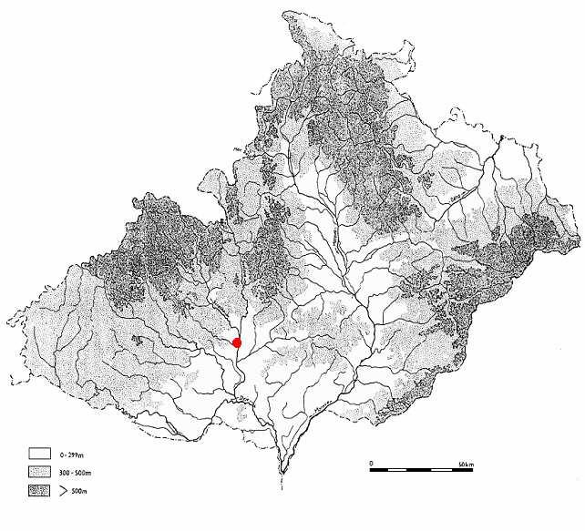 1. Úvod Tato práce se zabývá osídlením kultury s vypíchanou keramikou v povodí říčky Bobravy na jih od Brna v bývalém okrese Brno venkov.
