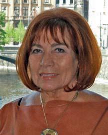 O autorech 9 O autorech Doc. PhDr. Jitka Vysekalová, Ph.D. nezávislý poradce v oboru psychologie trhu, marketingové komunikace prezidentka eské marketingové spole nosti ( MS) d íve editelka a p edsedkyn p edstavenstva a.
