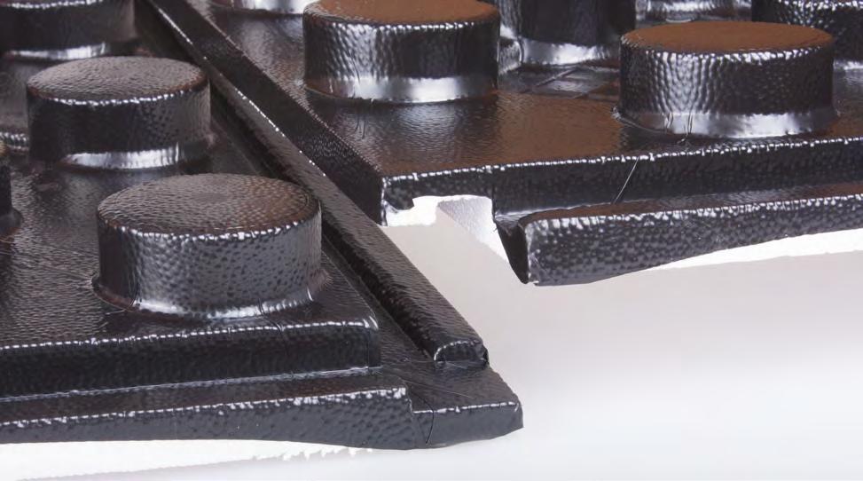 výstupky: 30mm Použitelné průměry trubek 16 mm 20 mm Přípustné rozteče násobky 75 mm 11 desek na 10 m 2 Součinitel tepelné vodivosti λ D = 0,035 W/m K při hustotě 25 kg/m 3