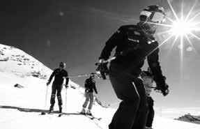 Ale v posledním desetiletí se lyžařské terény podstatně změnily a objevily se nové závodní disciplíny, které soupeří s tradičními lyžařskými závody.