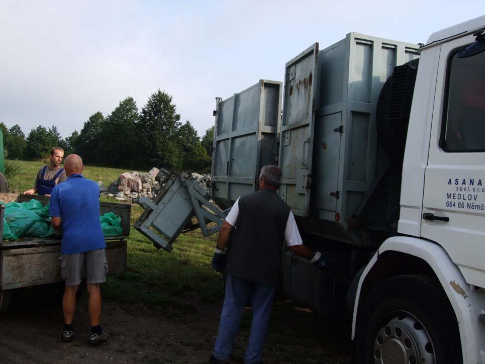 Manipulace pracovníků Povodí Labe s