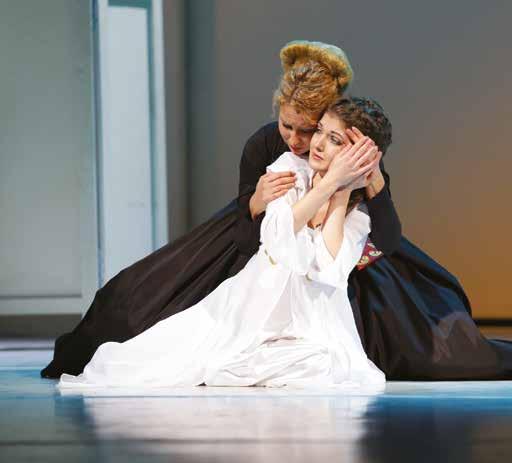 PROKOFJEVŮV ROMEO A JULIE Ještě než vznikl Prokofjevův opus č. 64 k Shakespearovu Romeovi a Julii, převedli na baletní jeviště toto drama např. Eusebio Luzzi (1785) či Vincenzo Calleotti (1811).