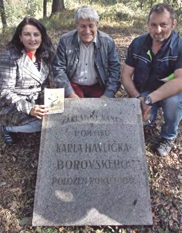 Ročník 27 (37) Blatná 11. listopadu 2016 Číslo 19 / strana 11 návrší. Po skončení pietního aktu bude následovat přátelské posezení a občerstvení v sále Obecního domu.