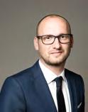 Zaměřoval se zde zejména na oblast obchodního práva, bankovnictví a fúzí a akvizic.