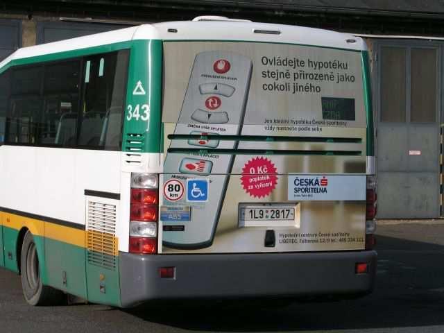 000 Kč Na skla lze použít jen atestovanou děrovanou okenní folii! Nutno respektovat prostor pro umístění samolepek dopravce! SAMOLEPKA NA ZADNÍM ČELE AUTOBUSU SOR BN 12 3.