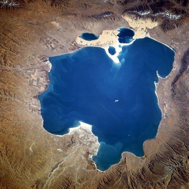 Jezero Kukunor (jezero Qinghai) Zdroj: www.