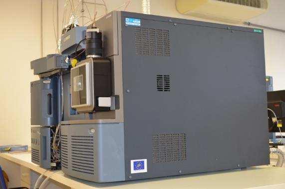 vzorku (centrifugace/filtrace) Stanovení prioritně sledovaných látek