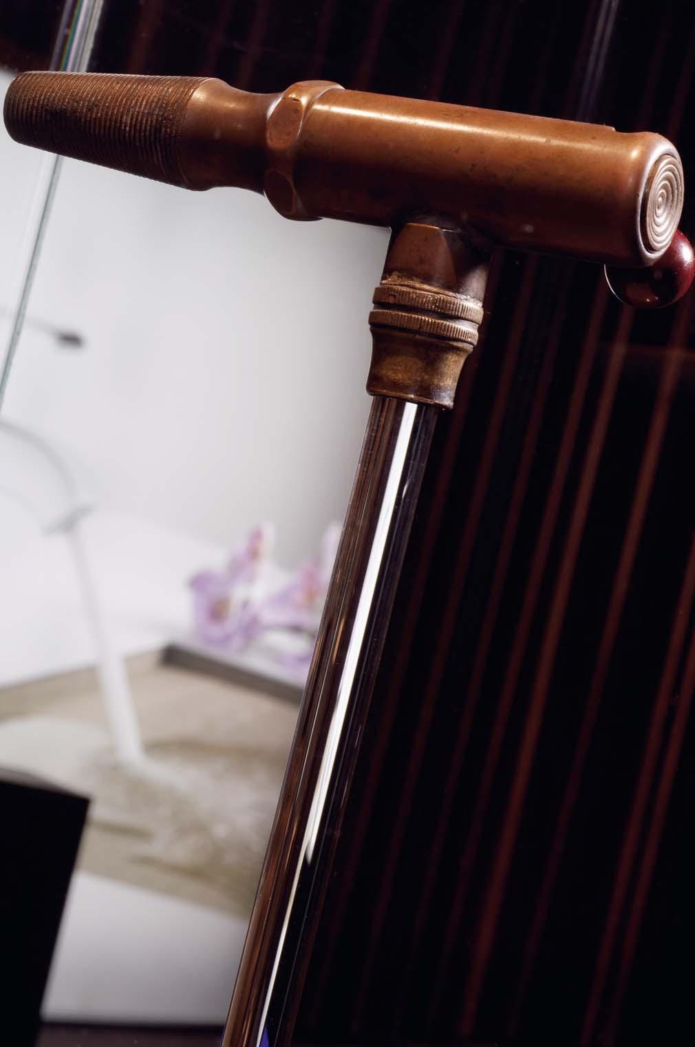 Primo prototipo di rubinetto per vino / First wine