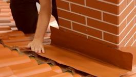 15 16 Pás priložíme s presahom približne 2 cm cez