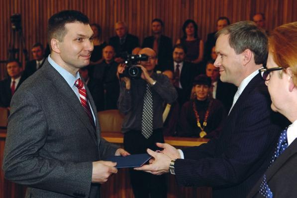 VÝROČNÍ ZPRÁVA O ČINNOSTI 2014 4.3.2. Ukončená jmenovací řízení v roce 2014 prof. MUDr. Dmitry Kazakov, CSc.